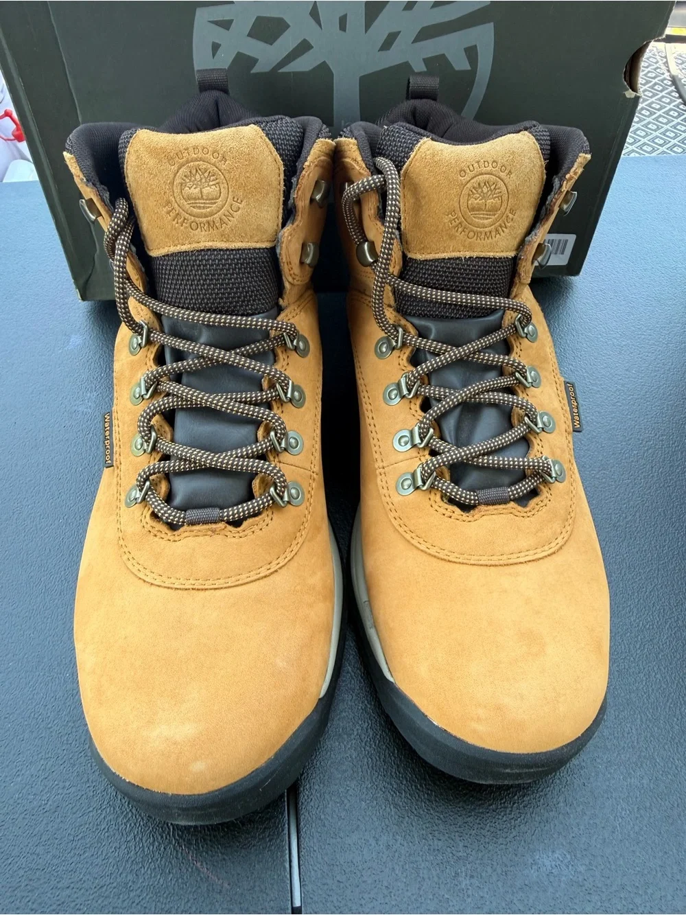 New Size 13 Timberland White LedgeMens Waterproof Wheat Brown Suede Hiking Boots